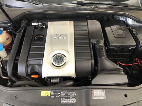 Used 2008 Volkswagen GTI Base image 11