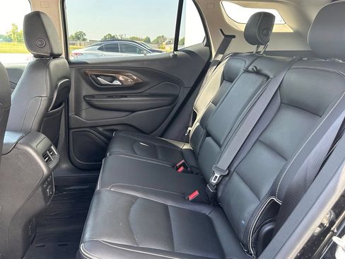 Used 2020 GMC Terrain Denali w/ Denali Premium Package AWD/4WD image 17