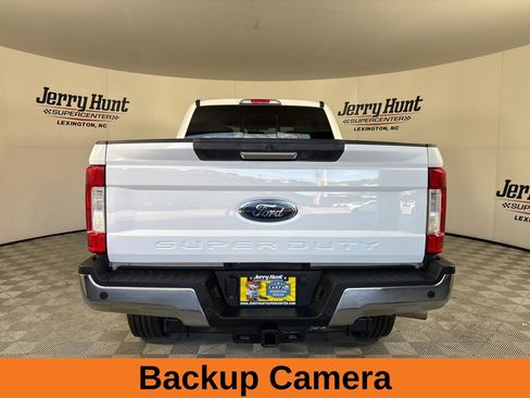 Used 2019 Ford F250 Lariat w/ Lariat Value Package image 8