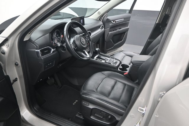 Used 2025 MAZDA CX-5 AWD 2.5 S w/ Preferred Package image 4