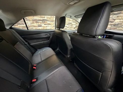 Used 2017 Toyota Corolla SE w/ Carpet Mat Package (TMS) FWD image 30