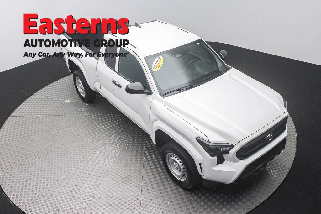 Used 2025 Toyota Tacoma SR RWD image 4