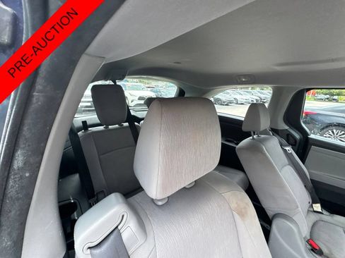 Used 2018 Honda Odyssey LX image 9