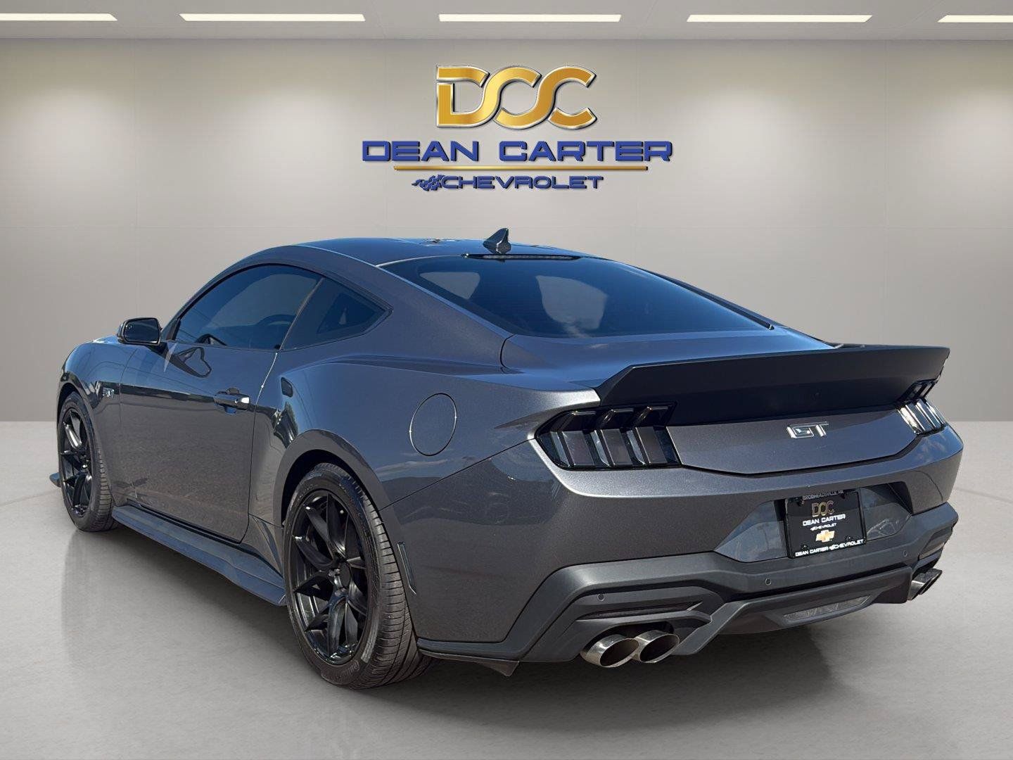 Used 2024 Ford Mustang GT Premium RWD image 3