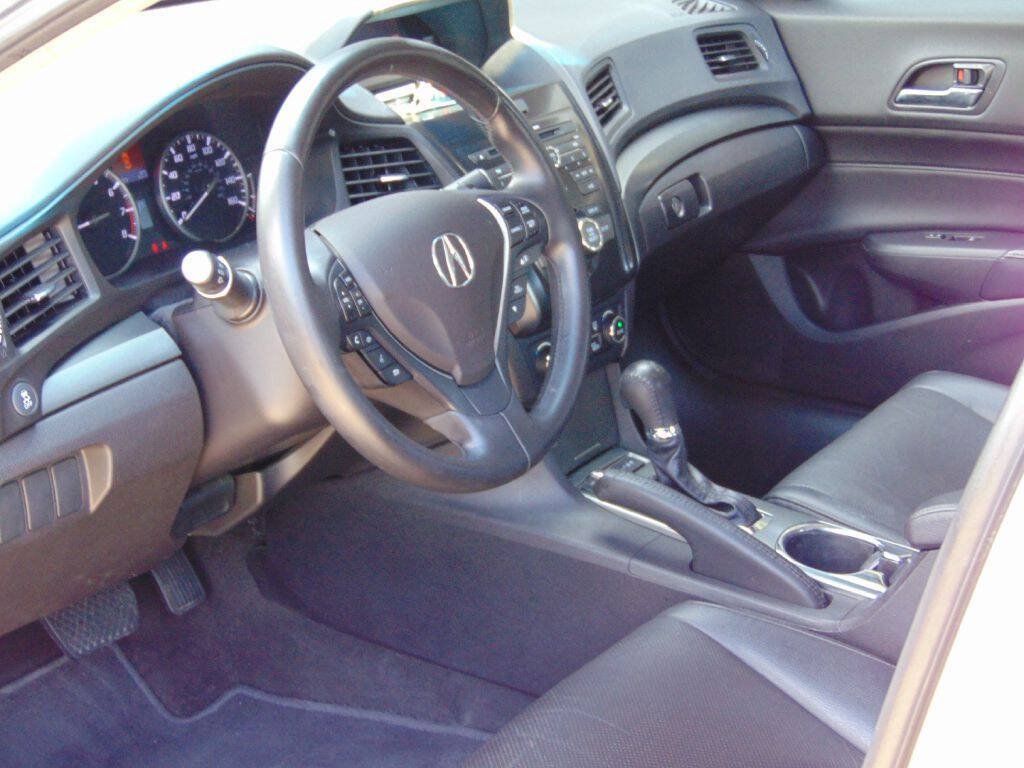 Used 2014 Acura ILX FWD image 16