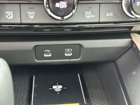 Used 2025 Honda Accord Touring image 29