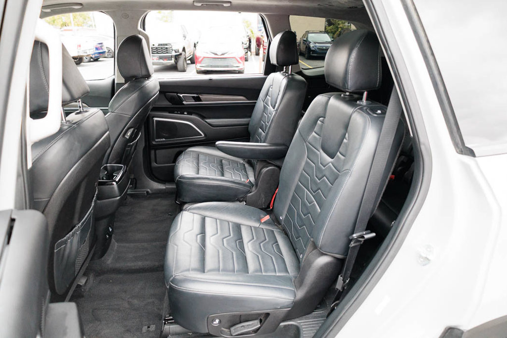 Used 2022 Kia Telluride SX w/ SX Prestige Package AWD/4WD image 41