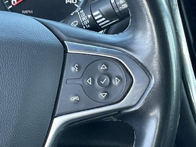 Used 2023 Chevrolet Traverse LT FWD image 13