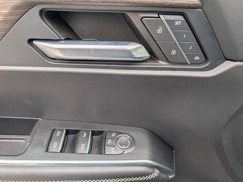 Certified 2024 GMC Acadia Denali image 21