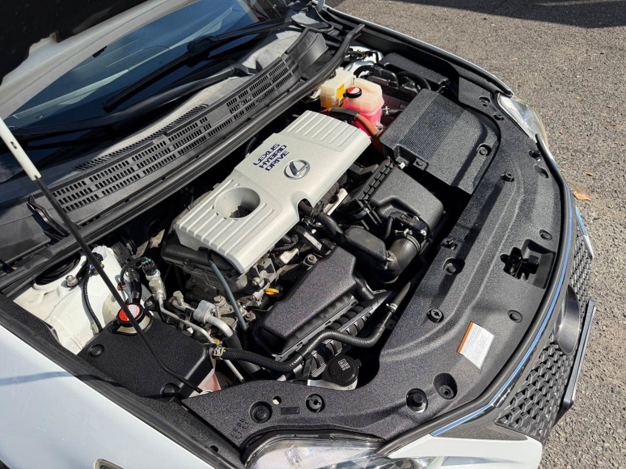 Used 2015 Lexus CT 200h w/ Navigation Package FWD image 70