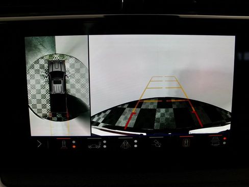 Used 2024 GMC Sierra 2500 Denali w/ Technology Package image 26