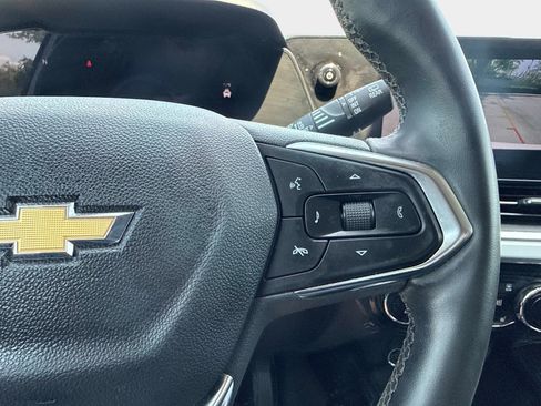 Used 2024 Chevrolet Trax LT w/ Driver Confidence Package FWD image 26