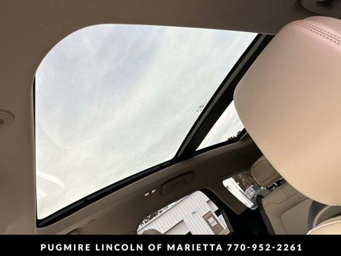 New 2026 Lincoln Corsair Premiere image 35