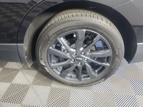 Used 2023 Chevrolet Equinox RS image 32