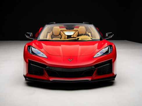 Used 2023 Chevrolet Corvette Z06 w/ Battery Protection Package RWD image 9