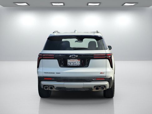 Used 2026 Chevrolet Traverse Z71 w/ Enhanced Driving Package AWD/4WD image 5