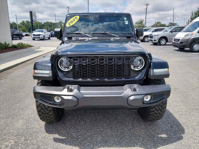 Certified 2025 Jeep Gladiator Sport AWD/4WD image 8