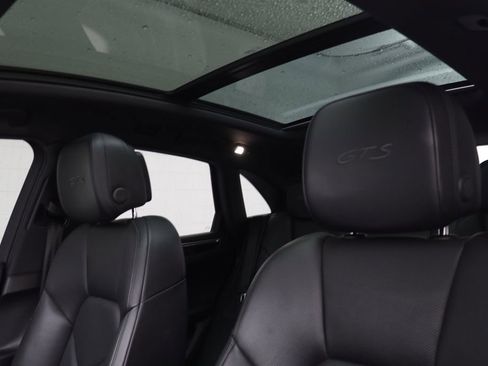 Used 2018 Porsche Macan GTS image 13