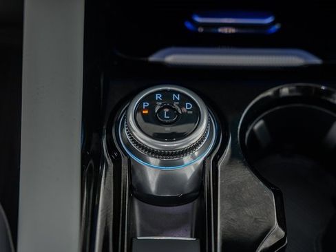 Used 2025 Ford Explorer Platinum w/ Ultimate Package image 30