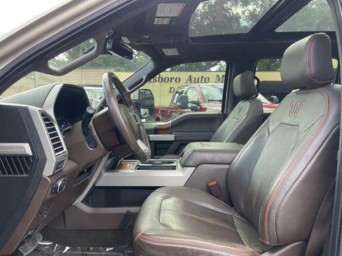 Used 2017 Ford F350 King Ranch w/ King Ranch Ultimate Package AWD/4WD image 23