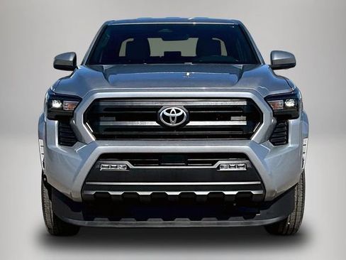 Used 2026 Toyota Tacoma SR5 image 3