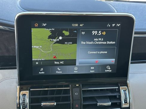 Used 2021 Lincoln Navigator Reserve w/ Luxury Package image 27