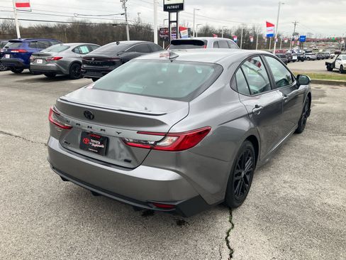 Certified 2026 Toyota Camry SE image 7