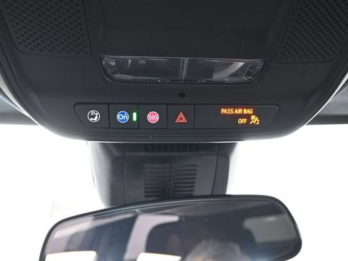 Used 2026 Chevrolet Equinox LT FWD image 32