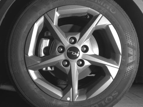 Used 2025 Kia K4 LXS image 12