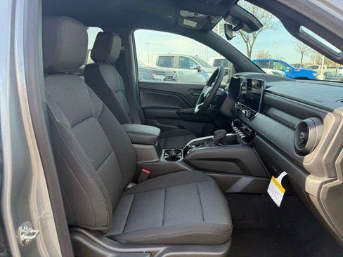 New 2026 Chevrolet Colorado W/T image 27