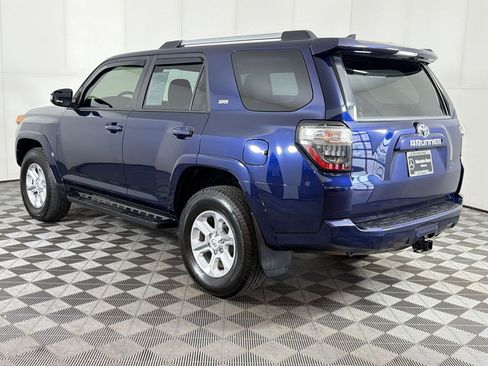 Used 2019 Toyota 4Runner SR5 Premium AWD/4WD image 3