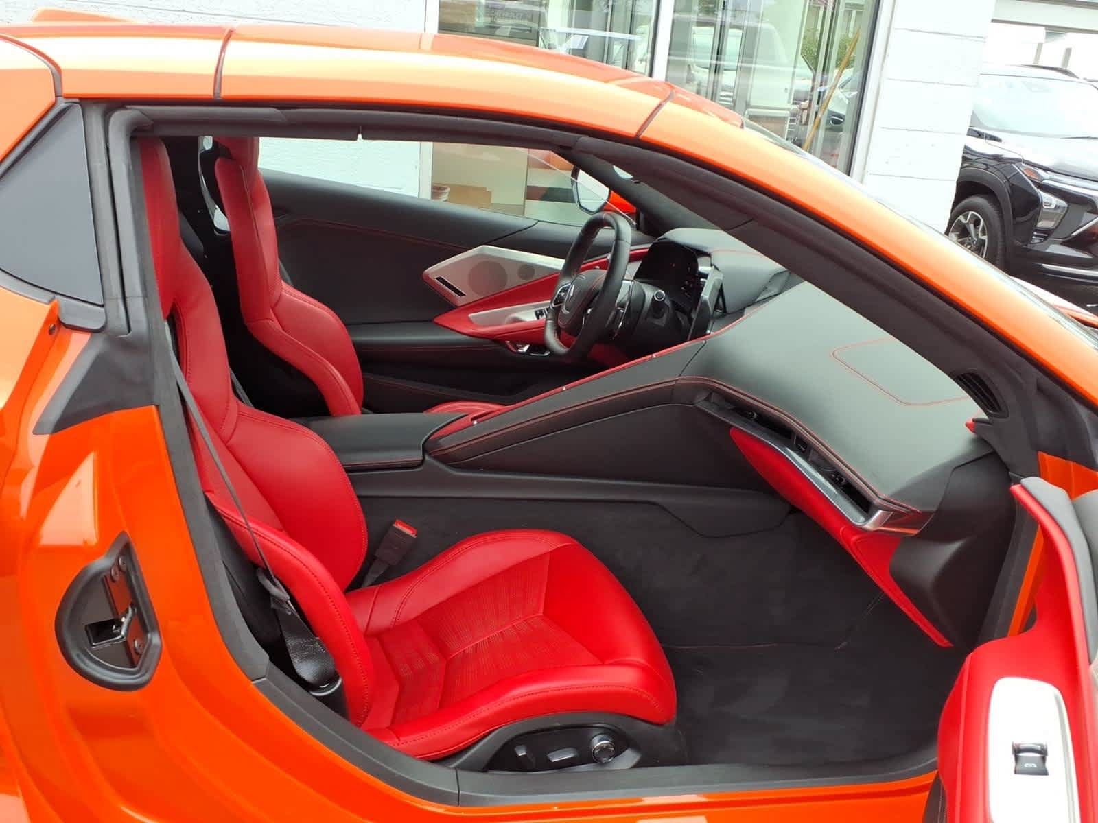 Used 2025 Chevrolet Corvette Stingray Premium Conv w/ Z51 Performance Package RWD image 19