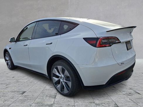 Used 2020 Tesla Model Y Performance image 4