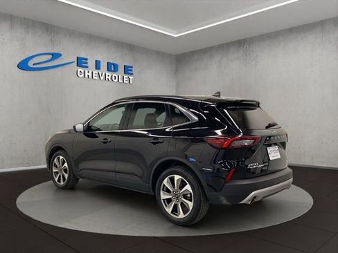 Used 2025 Ford Escape Platinum AWD/4WD image 6