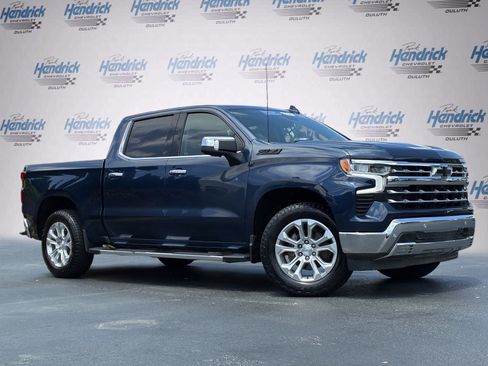 Used 2023 Chevrolet Silverado 1500 LTZ w/ LTZ Premium Package AWD/4WD image 2