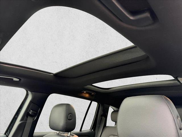 Used 2020 Mercedes-Benz GLB 250 4MATIC image 16