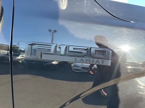 Used 2020 Ford F150 Lariat w/ Equipment Group 502A Luxury image 13
