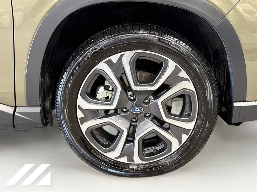 Used 2025 Subaru Ascent Limited w/ Popular Package #2 AWD/4WD image 35