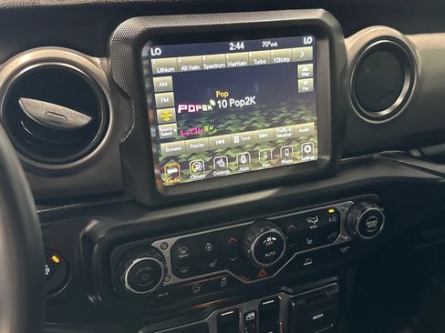 Used 2023 Jeep Wrangler Unlimited Sport AWD/4WD image 26