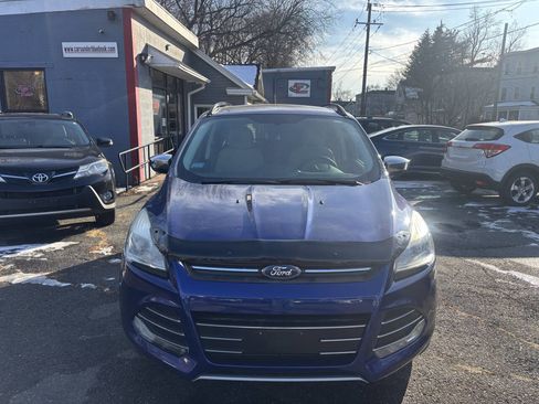 Used 2015 Ford Escape SE w/ SE Chrome Package image 8