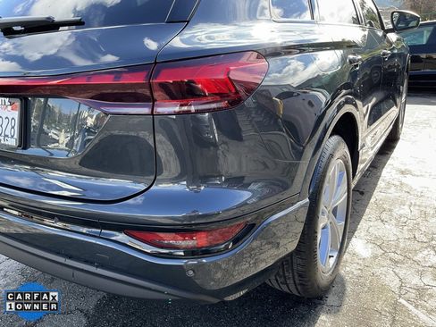 Used 2025 Audi Q6 e-tron Premium w/ Convenience Package image 79