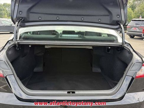 Certified 2025 Toyota Camry SE FWD image 11
