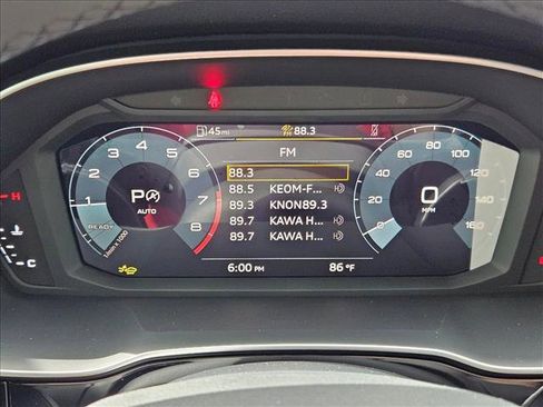 Certified 2025 Audi Q3 2.0T Premium w/ Convenience Package AWD/4WD image 11