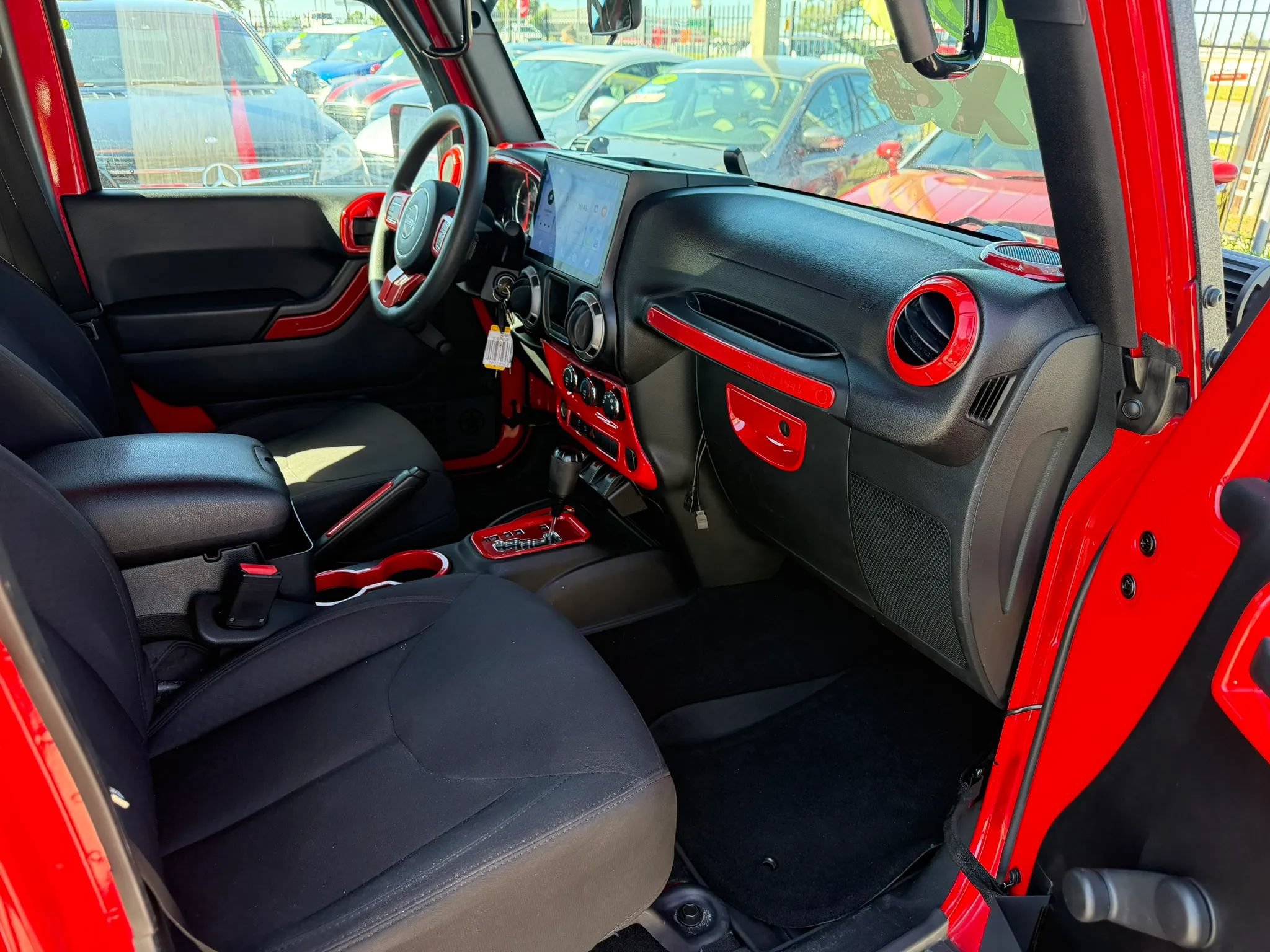 Used 2015 Jeep Wrangler Unlimited Sport AWD/4WD image 10
