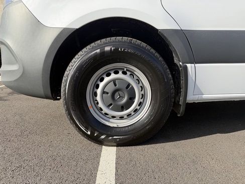 New 2025 Mercedes-Benz Sprinter 2500 image 9