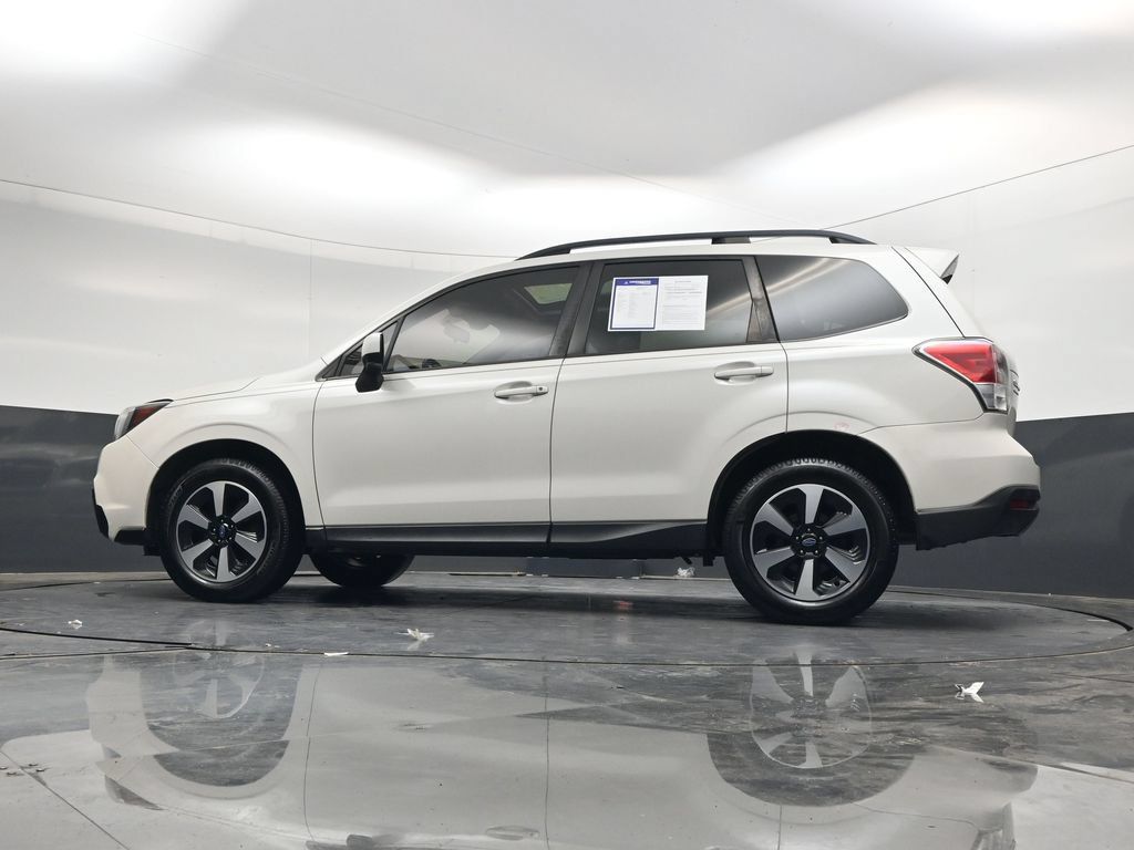 Used 2018 Subaru Forester 2.5i Premium AWD/4WD image 34