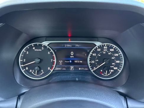 Used 2023 Nissan Sentra SV image 17