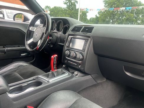 Used 2010 Dodge Challenger SRT8 w/ SRT Option Group II RWD image 23