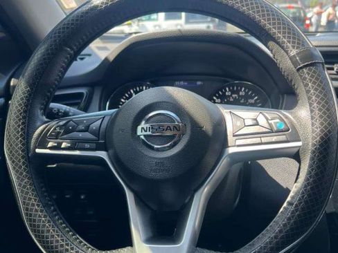 Used 2019 Nissan Rogue SL image 24