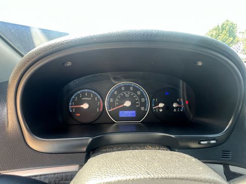 Used 2009 Hyundai Santa Fe GLS FWD image 18